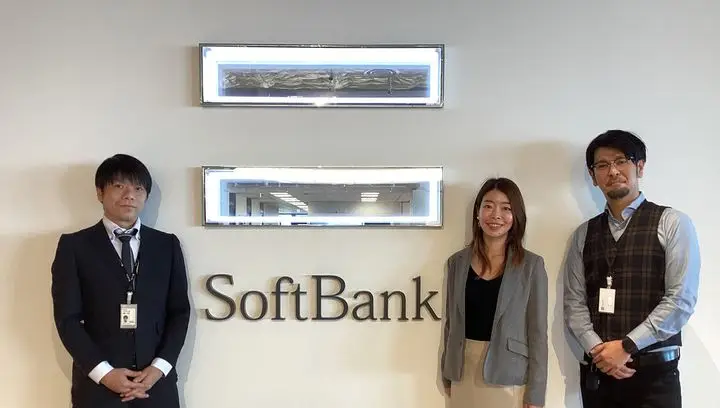ソフトバンク株式会社様 “お客様ファースト”を叶えるπ型人財を目指して プロジェクトマネージャーが技術を学習するワケ
